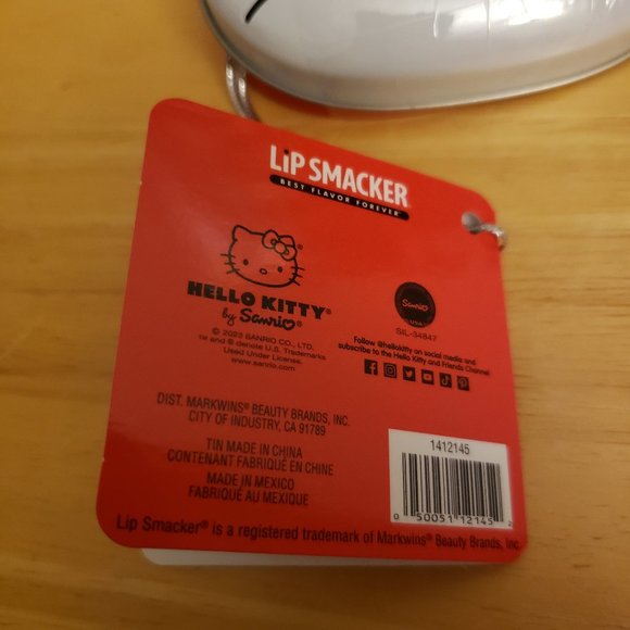 Hello Kitty Lip Smacker Tin Can Set + Lip Smacker Brush Set - Picture 8 of 10